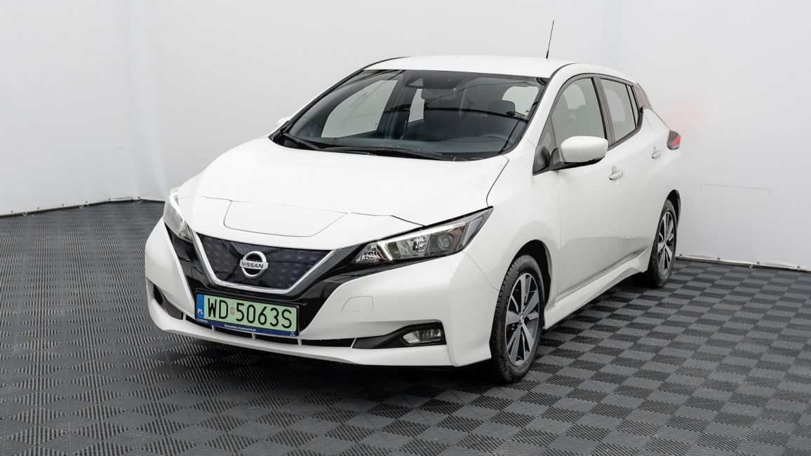 Nissan Leaf 40kWh Acenta WD5063S w abonamencie
