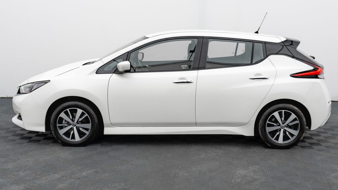Nissan Leaf 40kWh Acenta WD5063S w abonamencie