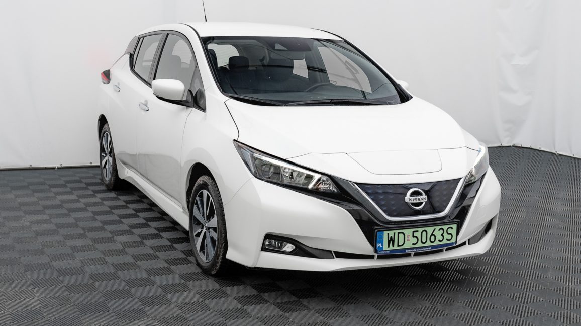 Nissan Leaf 40kWh Acenta WD5063S w abonamencie