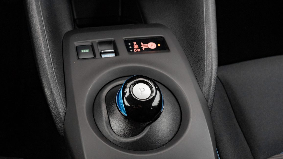 Nissan Leaf 40kWh Acenta WD5063S w abonamencie