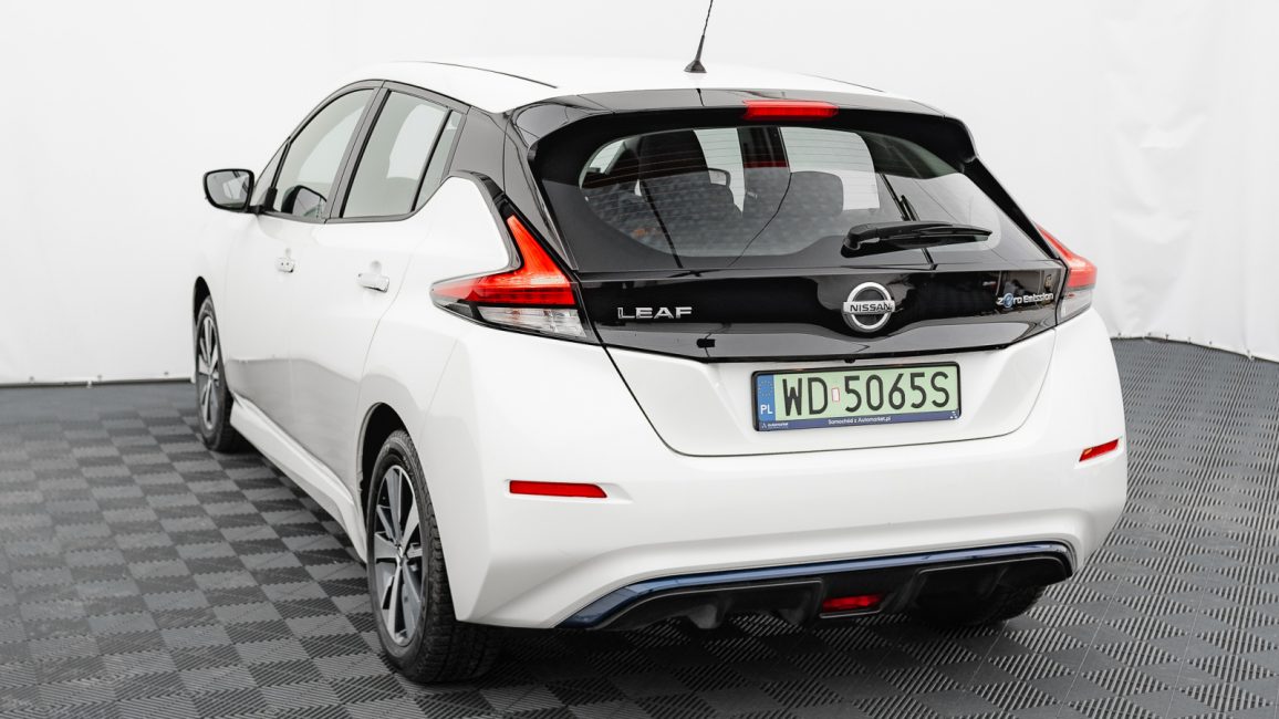 Nissan Leaf 40kWh Acenta WD5065S w leasingu dla firm