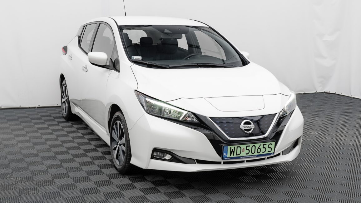 Nissan Leaf 40kWh Acenta WD5065S w leasingu dla firm