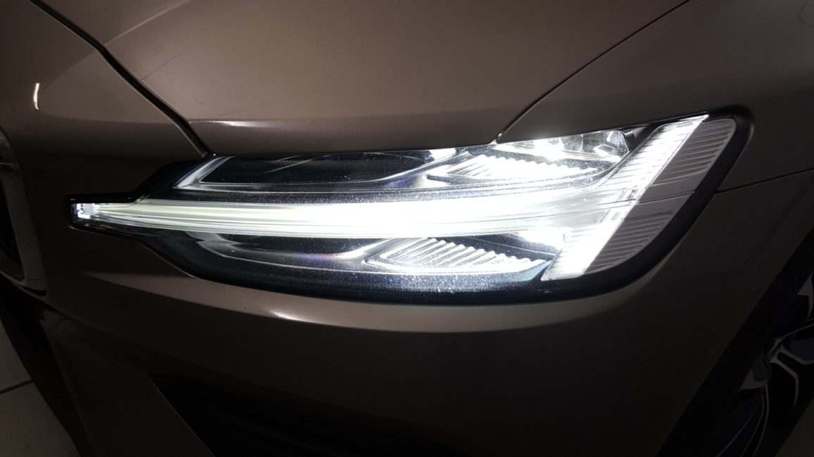 Volvo V60 B4 D Momentum Pro aut WD0257S w leasingu dla firm