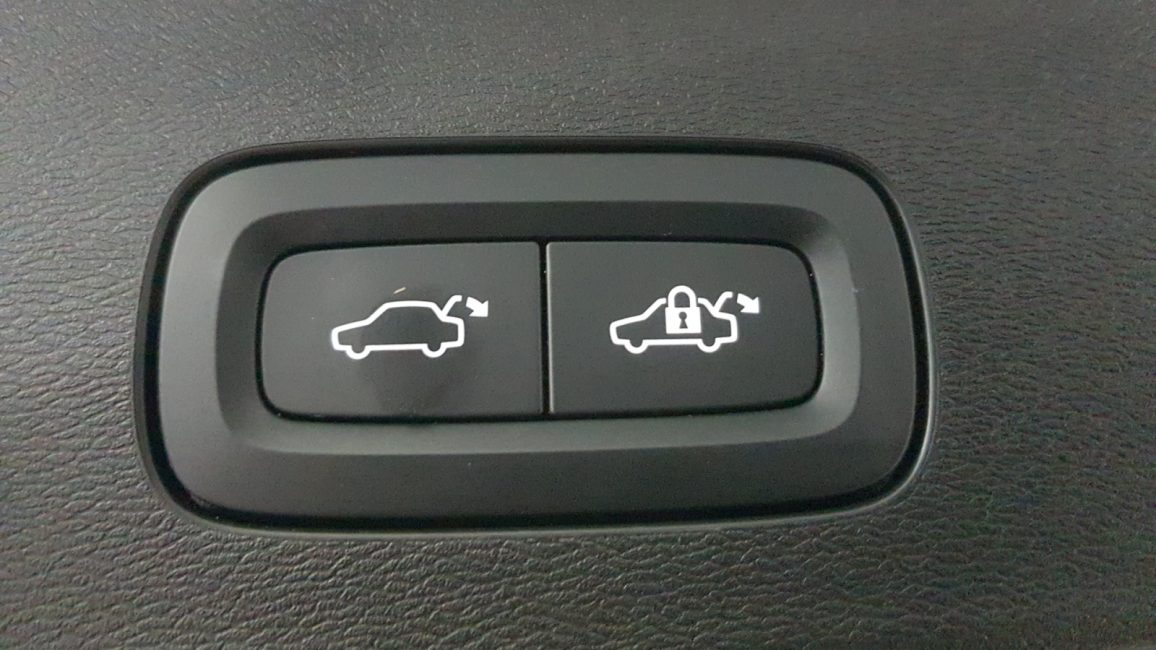 Volvo V60 B4 D Momentum Pro aut WD0257S w leasingu dla firm
