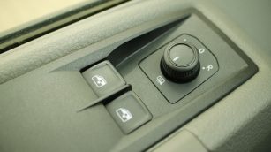 Volkswagen Crafter 35 TDI (9.9m3) WD9174P w zakupie za gotówkę
