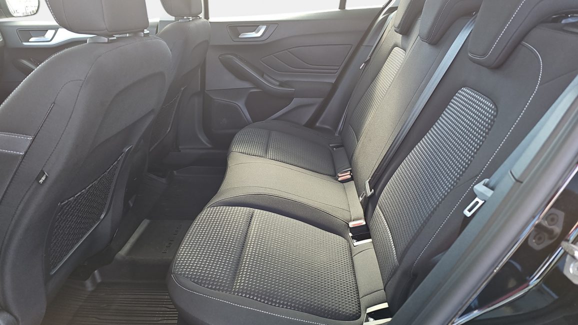 Ford Focus 1.5 EcoBlue SCR Connected KR8WU28 w leasingu dla firm