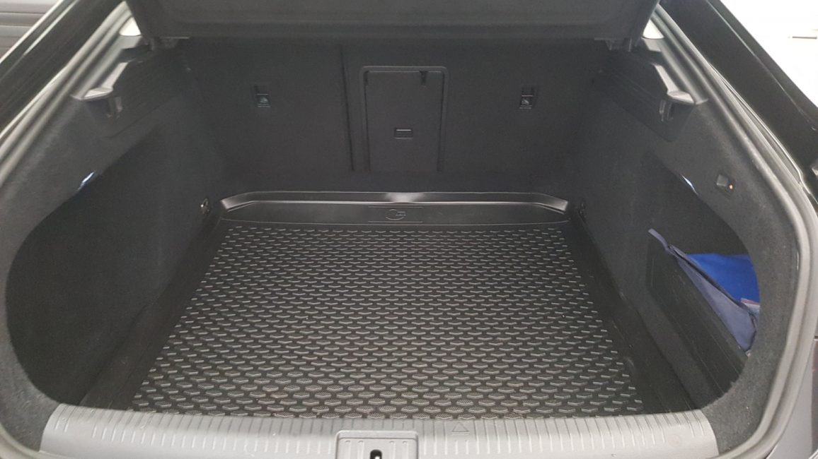 Volkswagen Arteon 2.0 TDI SCR Elegance DSG WZ7357X w leasingu dla firm