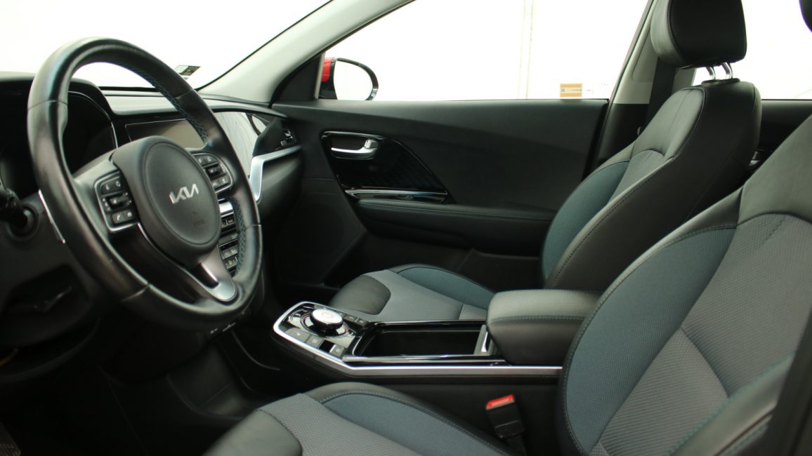 Kia e-Niro 64kWh L WJ4587N w abonamencie dla firm
