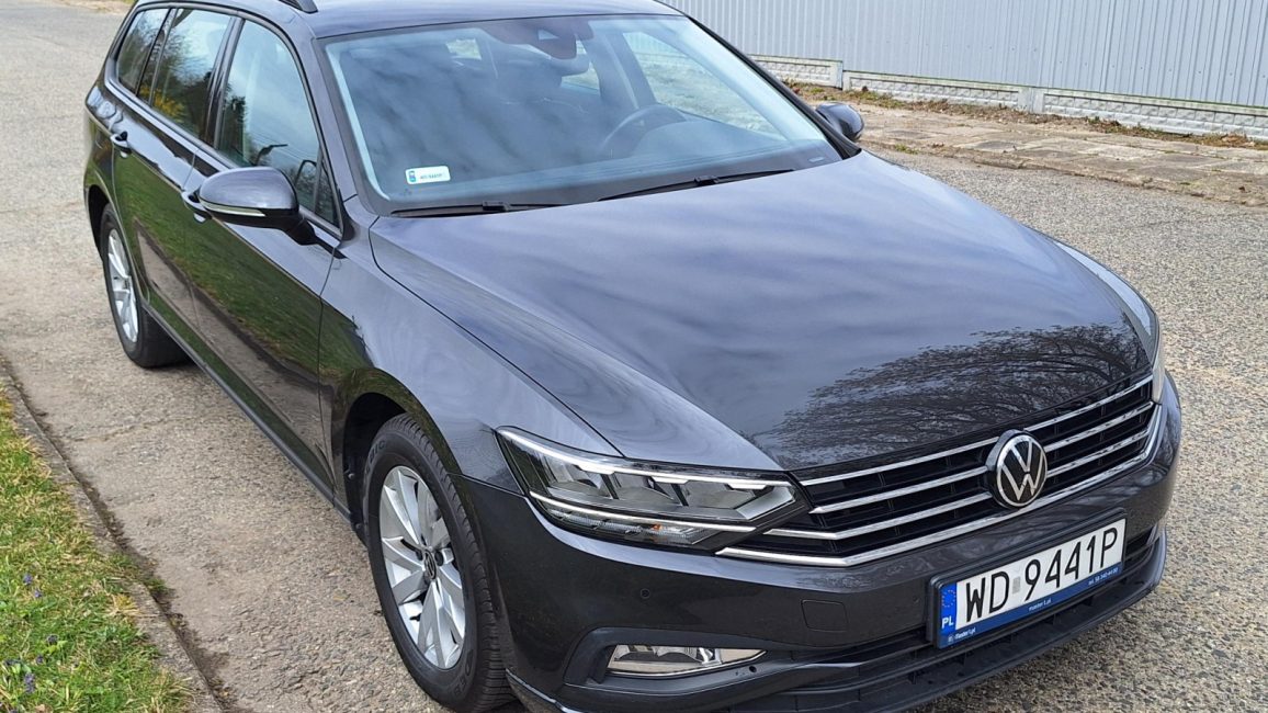 Volkswagen Passat 1.5 TSI EVO Essence DSG WD9441P w zakupie za gotówkę