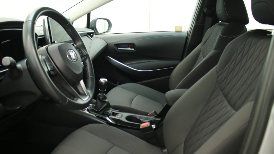 Toyota Corolla 1.5 Comfort WD1362R w abonamencie dla firm