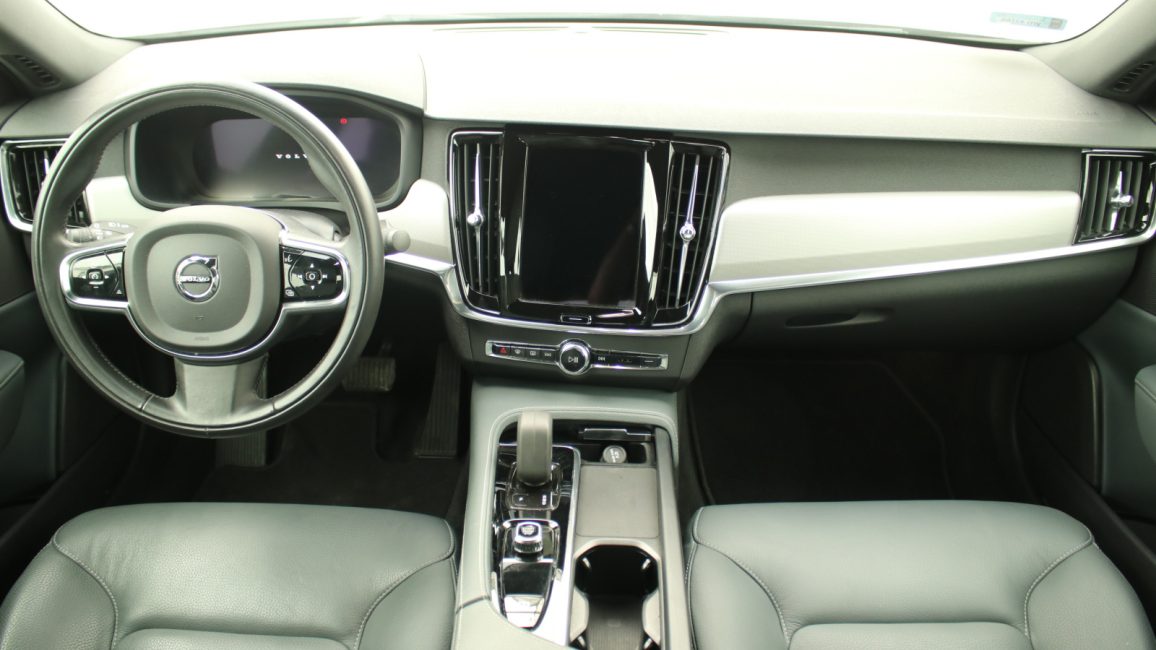 Volvo S90 B4 B Momentum Pro aut GD5S153 w abonamencie