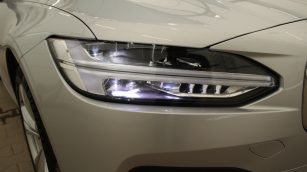 Volvo S90 B4 B Momentum Pro aut GD5S153 w abonamencie