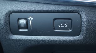 Volvo S90 B4 B Momentum Pro aut GD5S153 w abonamencie