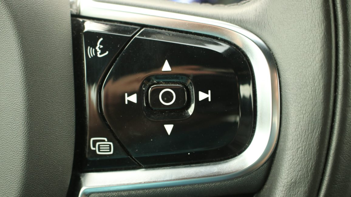 Volvo S90 B4 B Momentum Pro aut GD5S153 w abonamencie