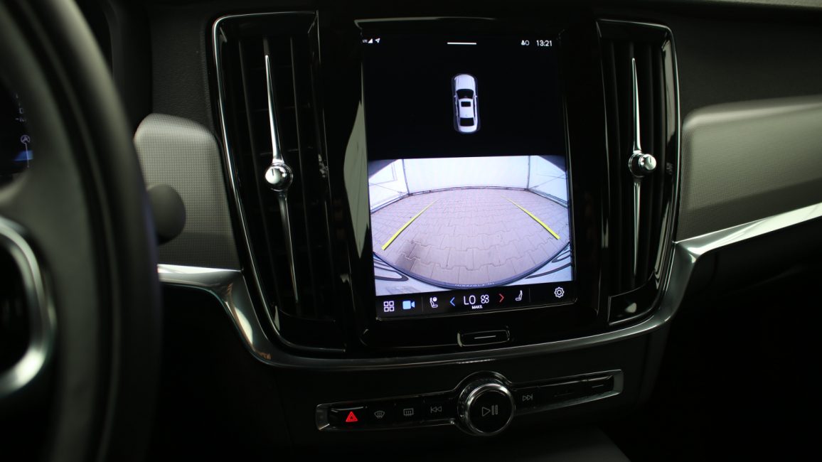 Volvo S90 B4 B Momentum Pro aut GD5S153 w abonamencie