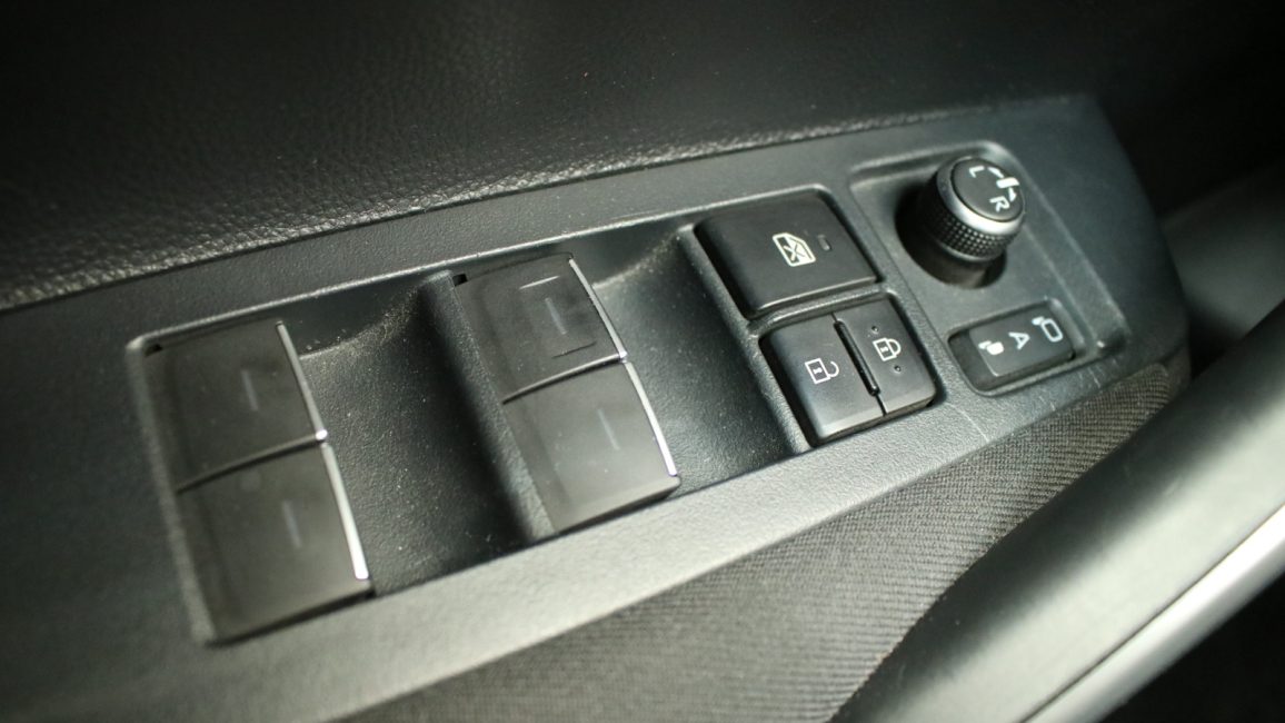 Toyota Corolla 1.5 Comfort WD1107R w abonamencie dla firm