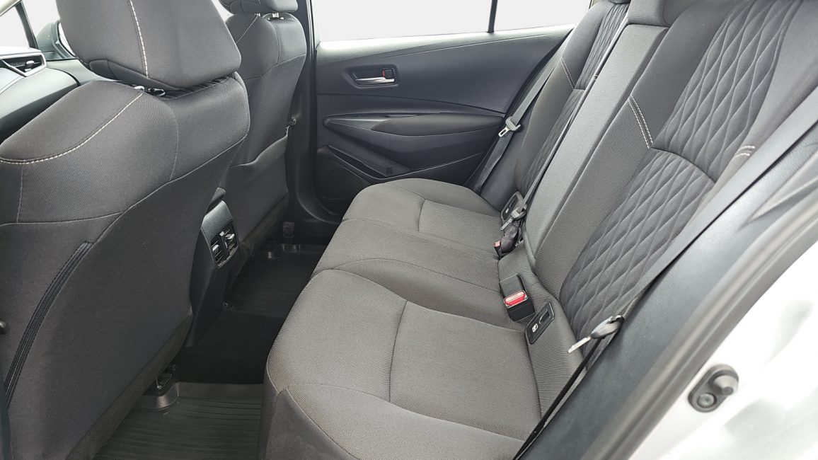 Toyota Corolla 1.5 Comfort WD1106R w zakupie za gotówkę