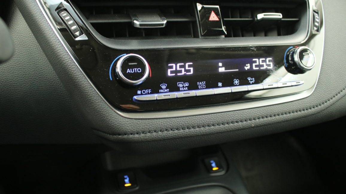 Toyota Corolla 1.5 Comfort WD1363R w abonamencie