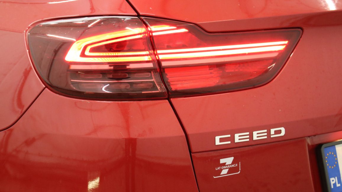 Kia Ceed 1.5 T-GDI M DCT WE5S683 w abonamencie