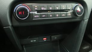 Kia Ceed 1.5 T-GDI M DCT WE5S683 w abonamencie