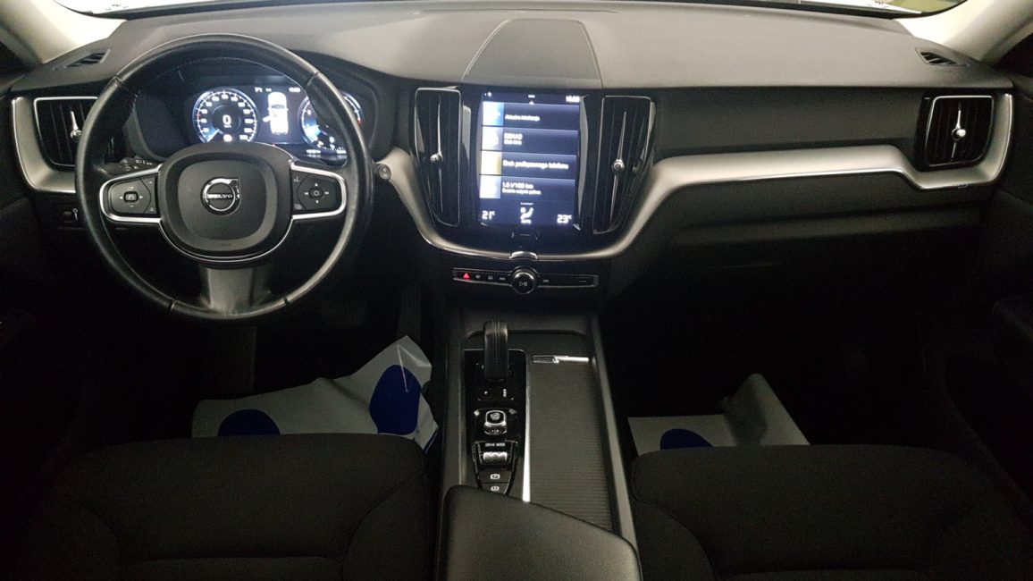 Volvo XC60 B4 B Momentum Pro aut WD0044P w leasingu dla firm