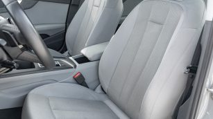 Audi A4 45 TFSI mHEV Quattro S Line S tronic GD491YV w abonamencie