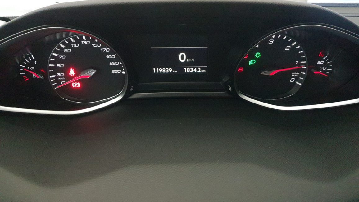 Peugeot 308 SW 1.5 BlueHDi Active Pack S&S WD0834S w abonamencie
