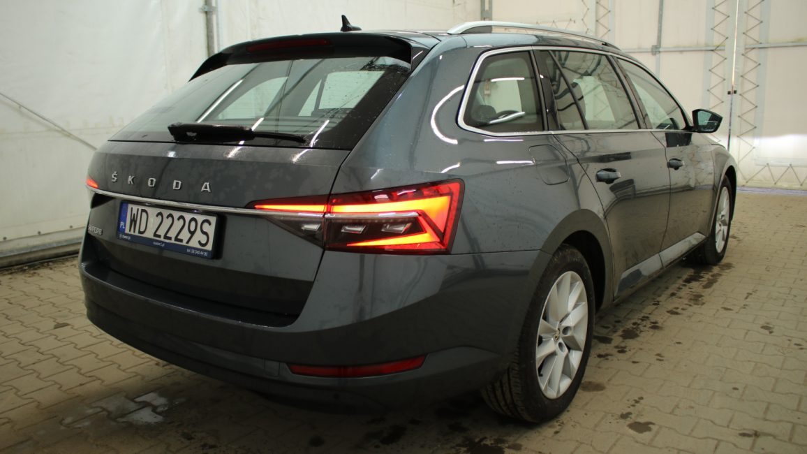 Skoda Superb 2.0 TDI SCR Ambition DSG WD2229S w abonamencie dla firm