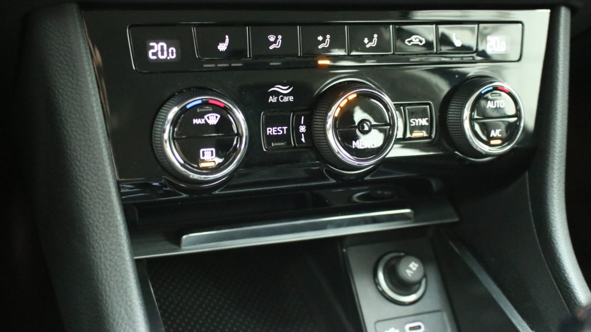 Skoda Superb 2.0 TDI SCR Ambition DSG WD2229S w abonamencie