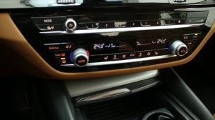 BMW 520i mHEV aut WD9614P w leasingu dla firm