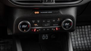 Ford Focus 1.0 EcoBoost mHEV ST-Line GD6J092 w abonamencie