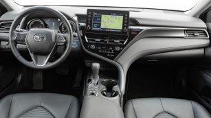 Toyota Camry 2.5 Hybrid Prestige CVT PY72352 w abonamencie