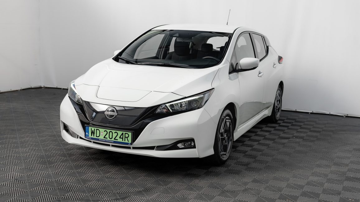Nissan Leaf 40kWh Acenta WD2024R w abonamencie