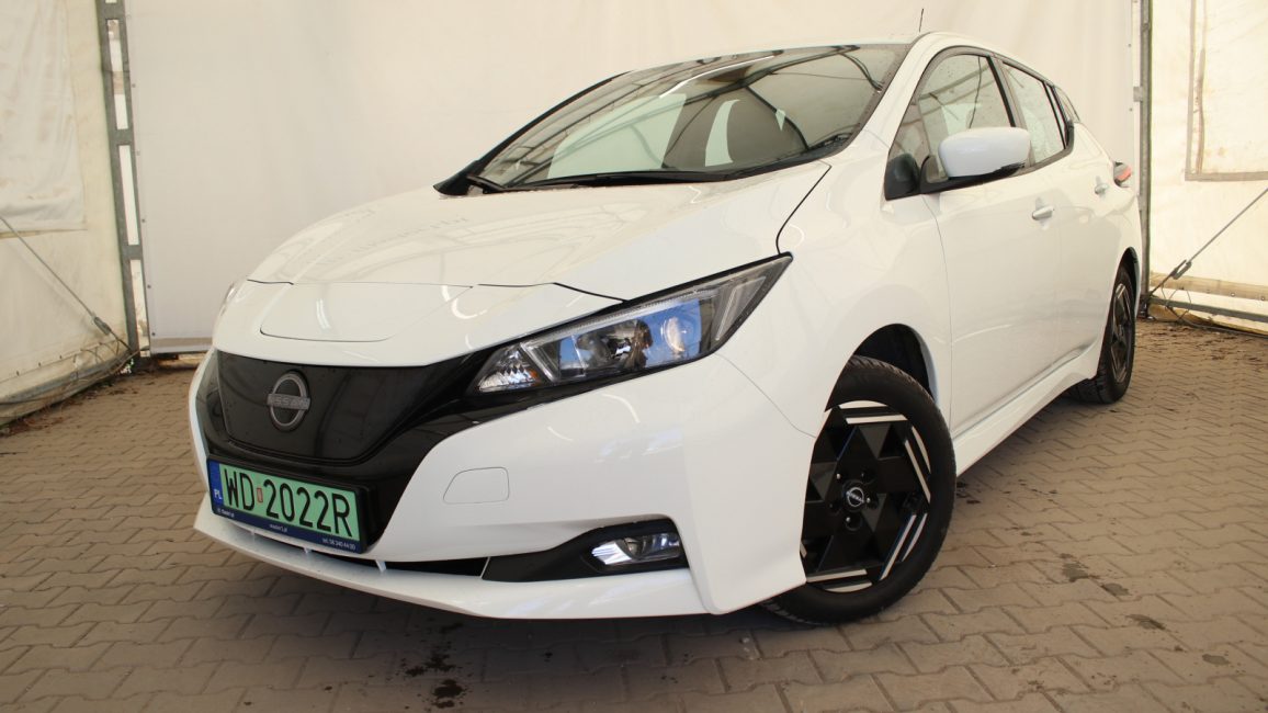 Nissan Leaf 40kWh Acenta WD2022R w abonamencie dla firm