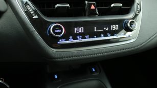 Toyota Corolla 1.5 Comfort WD1731R w abonamencie