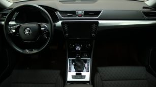 Skoda Superb 2.0 TDI SCR Ambition DSG WD2529S w zakupie za gotówkę