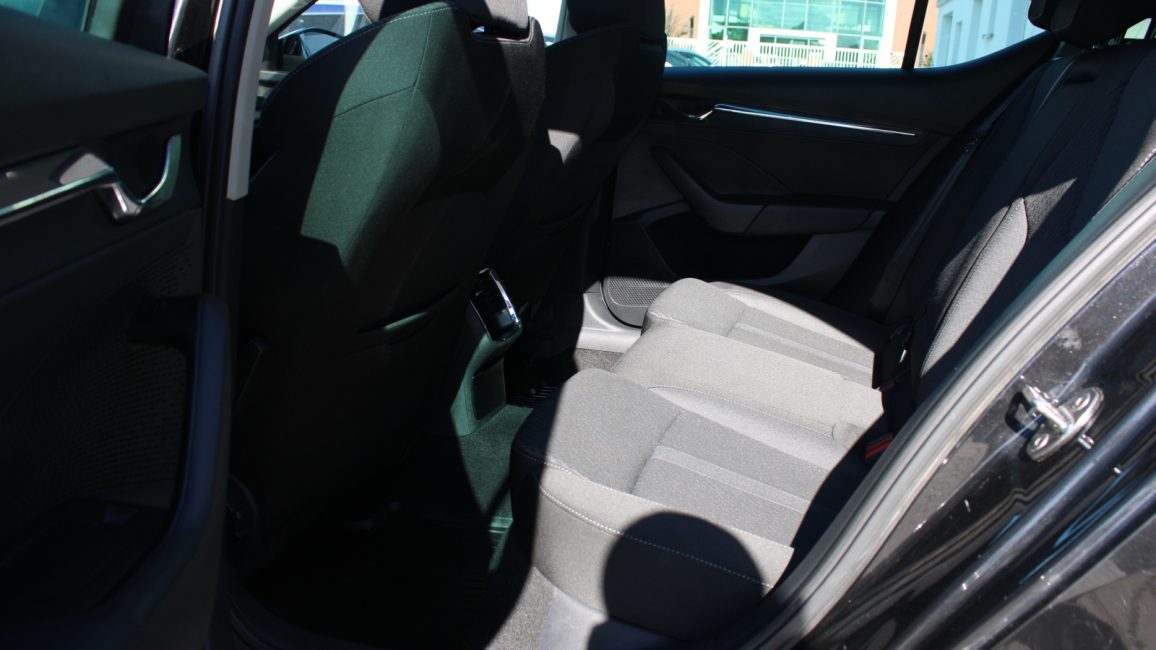 Skoda Octavia 1.5 TSI e-Tec Style DSG PO1WM81 w abonamencie dla firm