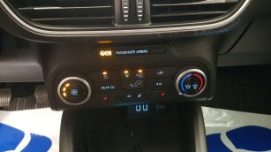 Ford Focus 1.5 EcoBlue SCR Connected WD0698P w leasingu dla firm