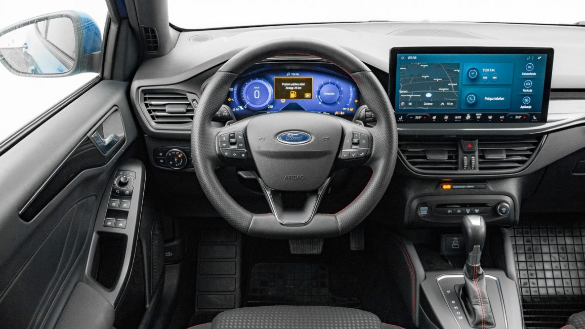 Ford Focus 1.0 EcoBoost mHEV ST-Line X aut GD3G108 w abonamencie