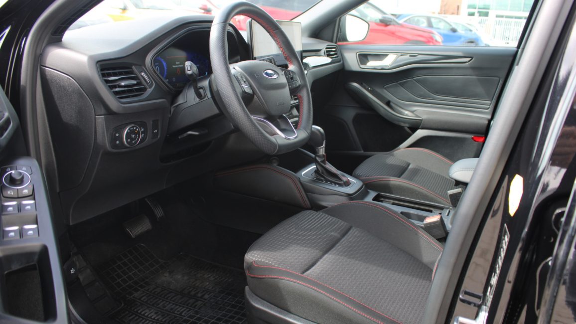 Ford Focus 1.0 EcoBoost mHEV ST-Line X aut GD8G895 w leasingu dla firm
