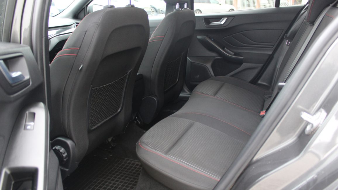 Ford Focus 1.0 EcoBoost mHEV ST-Line X aut GD9G738 w abonamencie