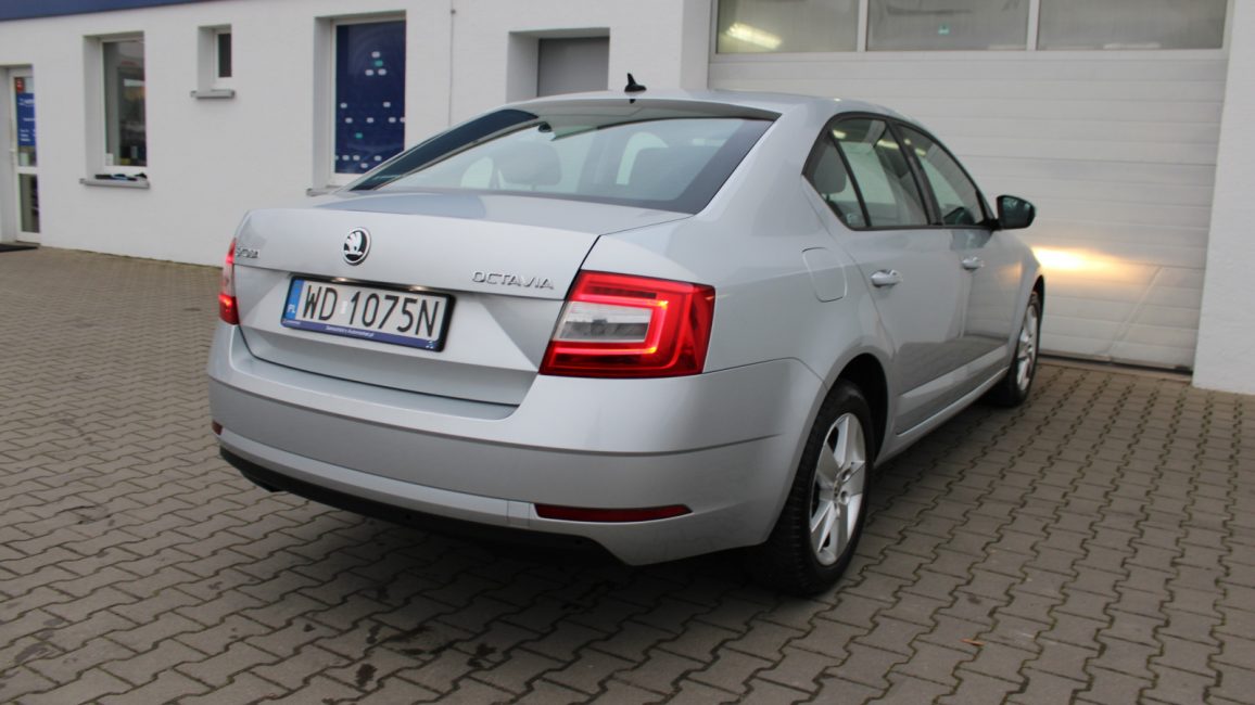 Skoda Octavia 1.6 TDI SCR Ambition WD1075N w zakupie za gotówkę