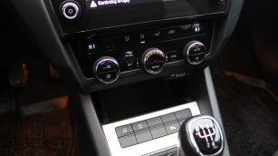 Skoda Octavia 1.6 TDI SCR Ambition WD1075N w zakupie za gotówkę