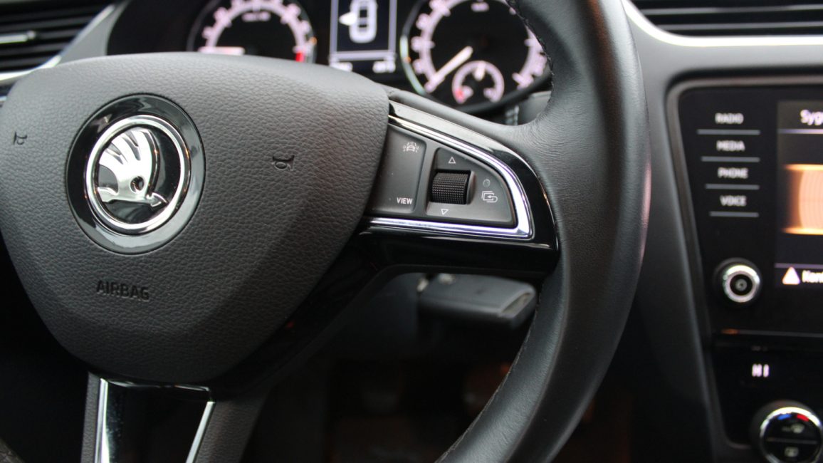 Skoda Octavia 1.6 TDI SCR Ambition WD1075N w zakupie za gotówkę