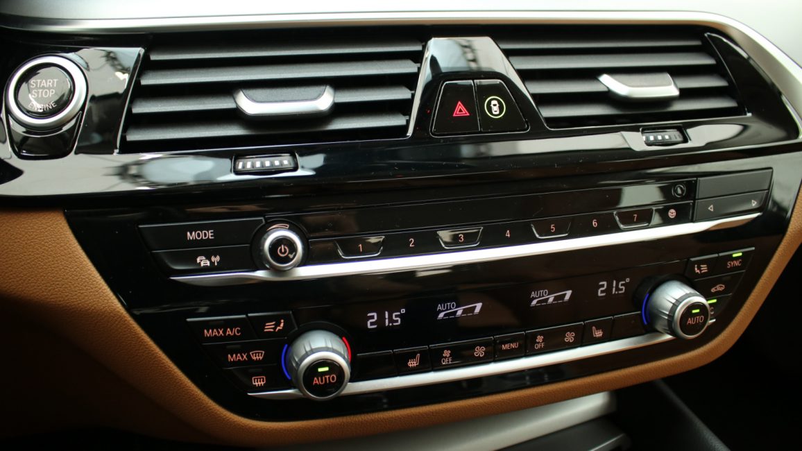 BMW 520i mHEV aut WD3100S w abonamencie dla firm