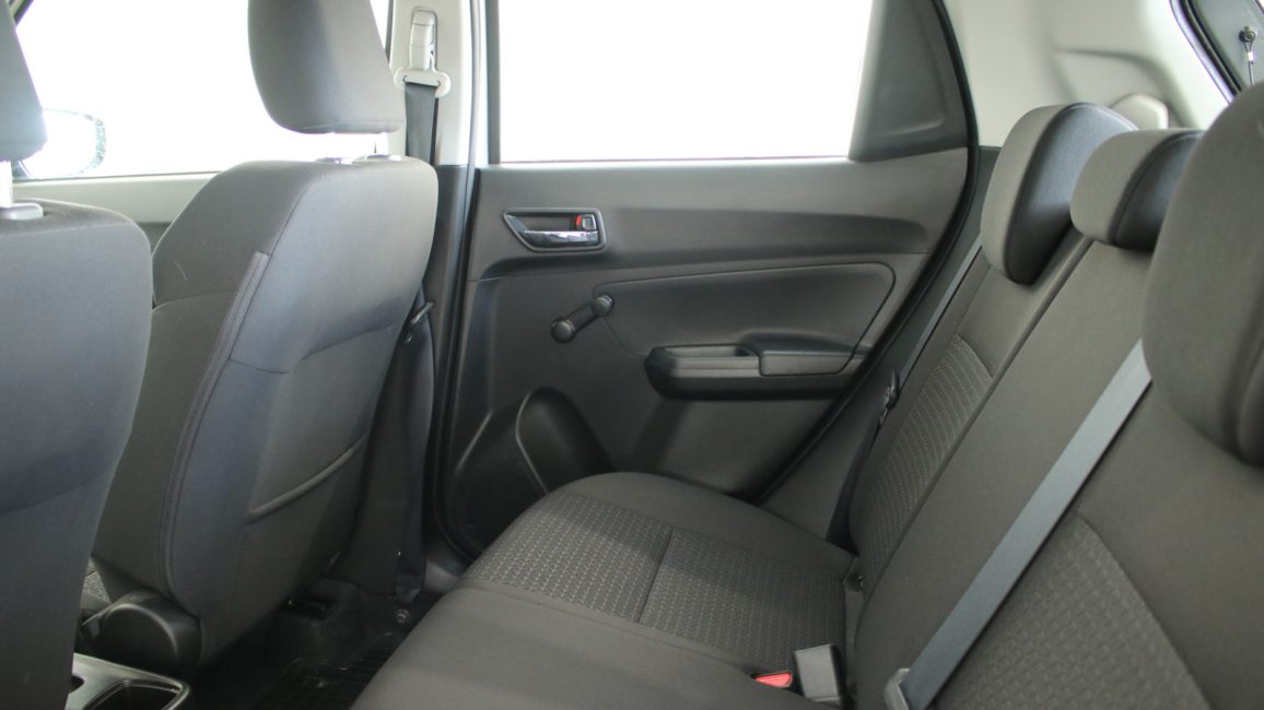 Suzuki Swift 1.2 Dualjet SHVS Premium CVT WD5446P w abonamencie