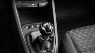Kia Rio 1.2 M WD2982R w abonamencie dla firm