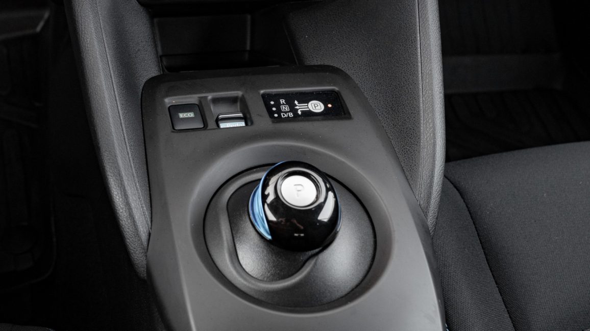 Nissan Leaf 40kWh Acenta WD2047R w abonamencie