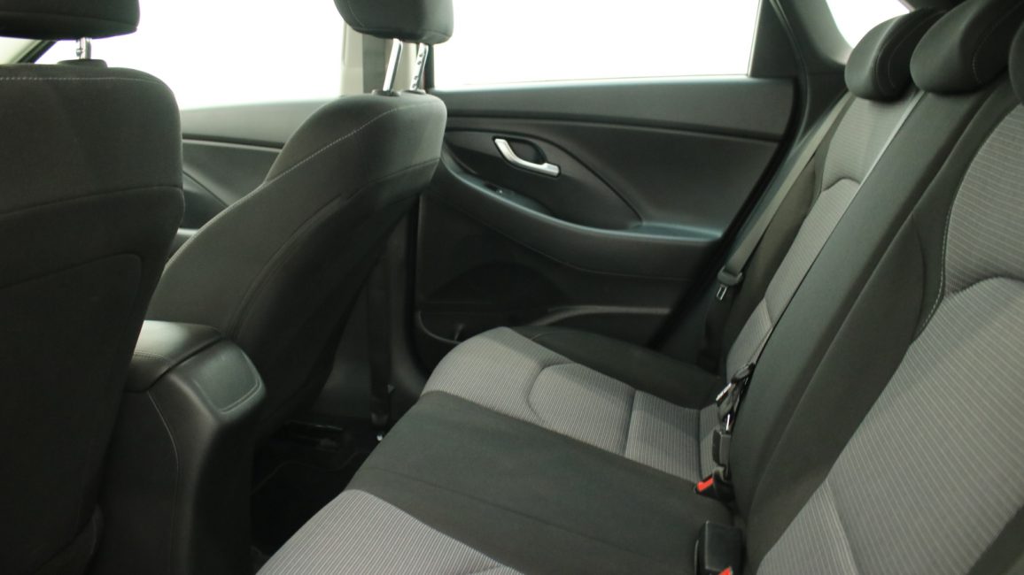 Hyundai i30 1.0 T-GDI Classic + DCT WD3238S w abonamencie