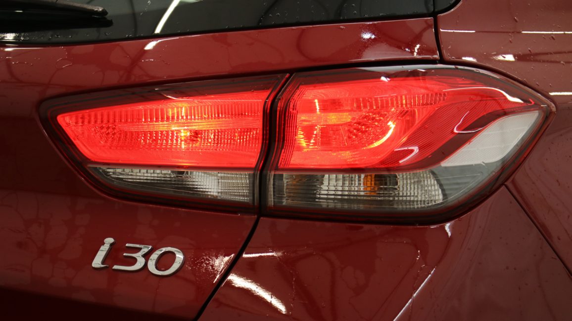 Hyundai i30 1.0 T-GDI Classic + DCT WD3238S w abonamencie